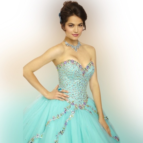 Vizcaya MoriLee by Madeline Gardner Dresses & Skirts - 👗NWT Vizcaya MoriLee by Madeline Gardener Ball Gown Size 8 👗